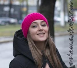 розовая beanie